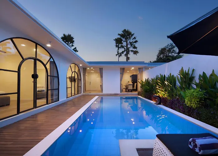 Pesaro Villas, Collection By Portier ヴィラ スミニャック