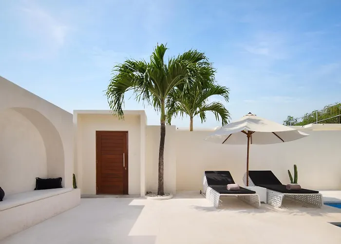 Pesaro Villas, Collection By Portier スミニャック