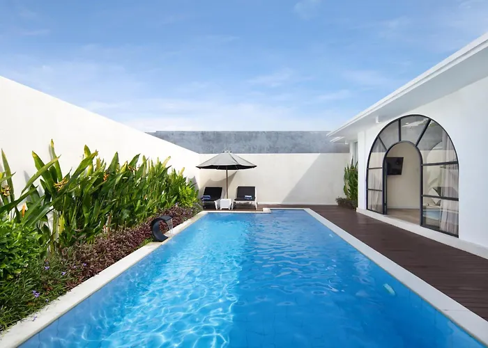 Pesaro Villas, Collection By Portier *